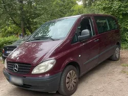 Rot Gebraucht 2006 Mercedes Vito Van / Kleinbus | 2.750 €
