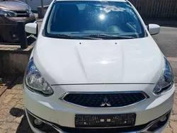 Weiß Gebraucht 2018 Mitsubishi Space Star Limousine | 8.000 € (Teuer)