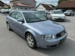 Grau Gebraucht 2004 Audi A4 Limousine | 990 € (Superpreis)