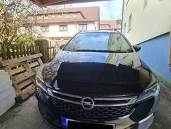 Gebraucht 2017 Opel Astra Edition Kombi | 5.000 € (Teuer)