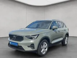 Grün Gebraucht 2024 Volvo XC40 Core SUV | 33.990 € (Superpreis)
