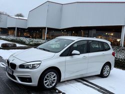 Weiß Gebraucht 2016 BMW 218 Gran Tourer Van / Kleinbus | 6.700 €