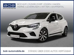 Arktis weiß Gebraucht 2023 Renault Clio V Equilibre Limousine | 13.333 € (Fairer Preis)