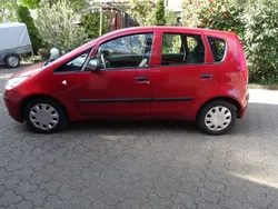 Rot Gebraucht 2008 Mitsubishi Colt Motion Van / Kleinbus | 1.450 € (Fairer Preis)