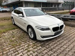 Weiß Gebraucht 2010 BMW 523 Limousine | 6.600 € (Superpreis)