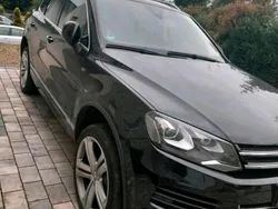 Schwarz Gebraucht 2012 VW Touareg R-line SUV | 16.500 € (Teuer)