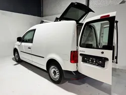 Weiß Gebraucht 2018 VW Caddy Van / Kleinbus | 8.850 € (Fairer Preis)
