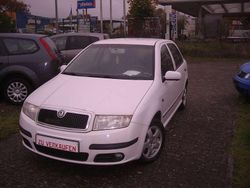 Weiß Gebraucht 2005 Skoda Fabia Limousine | 2.800 € (Teuer)