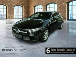Unilack nachtschwarz Gebraucht 2021 Mercedes A250 Progressive Limousine | 23.700 € (Guter Preis)