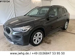 Black metallic Gebraucht 2021 BMW X1 Advantage SUV | 18.490 € (Superpreis)