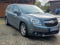 Grau Gebraucht 2011 Chevrolet Orlando Van / Kleinbus | 3.500 € (Guter Preis)