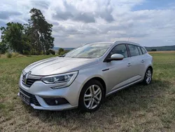 Silber Gebraucht 2017 Renault Mégane IV Intens Limousine | 9.400 € (Guter Preis)