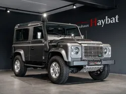 Grau Gebraucht 2009 Land Rover Defender SE SUV | 31.950 € (Etwas zu teuer)