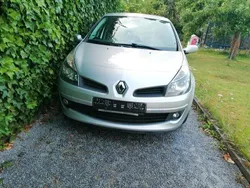 Grau Gebraucht 2007 Renault Clio III Kleinwagen | 4.800 € (Guter Preis)