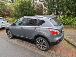 Grau Gebraucht 2012 Nissan Qashqai 360º SUV | 5.400 € (Fairer Preis)
