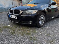 Schwarz Gebraucht 2012 BMW 318 Kombi | 4.500 € (Superpreis)