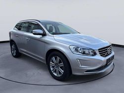 Silver metallic / metallic Gebraucht 2016 Volvo XC60 Momentum SUV | 22.990 € (Teuer)