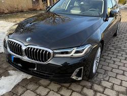 Schwarz Gebraucht 2023 BMW 530 Luxury Line Limousine | 44.490 € (Fairer Preis)