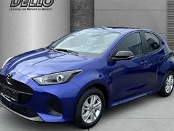 Blau Neu 2025 Mazda 2 Center-Line Limousine | 22.490 € (Fairer Preis)