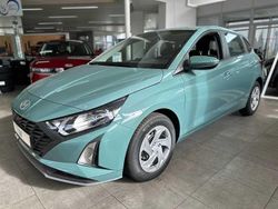 Grün Neu 2025 Hyundai i20 Select Limousine | 19.490 € (Fairer Preis)