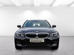 Schwarz ii Gebraucht 2022 BMW 320 Advantage Kombi | 25.508 € (Guter Preis)