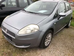 Grau Gebraucht 2009 Fiat Grande Punto Kleinwagen | 3.950 € (Etwas zu teuer)