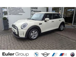 Weiss Gebraucht 2022 Mini ONE Classic Kleinwagen | 17.699 € (Guter Preis)