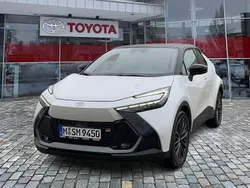 Platinumweiß perlef Gebraucht 2024 Toyota C-HR Sport SUV | 35.990 € (Fairer Preis)