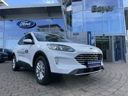 Frozen white Gebraucht 2023 Ford Kuga Titanium SUV | 23.990 € (Fairer Preis)