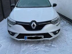 Weiß Gebraucht 2019 Renault Mégane GrandTour Bose Edition Kombi | 9.950 € (Guter Preis)