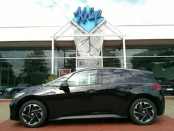 Schwarz Gebraucht 2024 VW ID.3 Pro Kleinwagen | 34.490 € (Teuer)