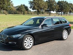 Schwarz Gebraucht 2013 BMW 316 Comfort Edition Kombi | 10.700 € (Fairer Preis)
