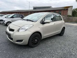 Beige Gebraucht 2013 Toyota Yaris Cool Kleinwagen | 2.600 € (Superpreis)