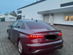 Grau Gebraucht 2021 Audi A3 S-Line Limousine | 26.500 €