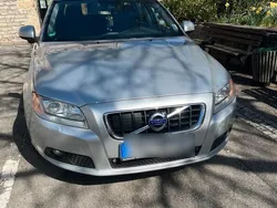 Silber Gebraucht 2009 Volvo V70 Momentum Kombi | 6.000 € (Fairer Preis)