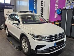 Weiß Gebraucht 2022 VW Tiguan Elegance SUV | 28.500 € (Superpreis)