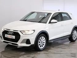 Weiß Gebraucht 2021 Audi A1 Ambiente Kleinwagen | 20.990 € (Fairer Preis)