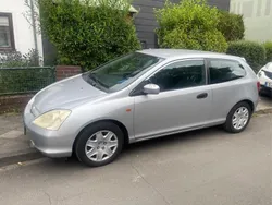 Silber Gebraucht 2001 Honda Civic Limousine | 2.750 € (Teuer)
