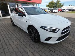 Weiß Gebraucht 2021 Mercedes A250 Limousine | 26.794 € (Fairer Preis)