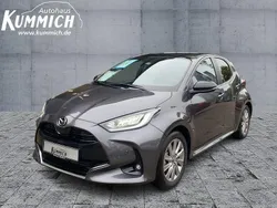 Grau Gebraucht 2023 Mazda 2 Limousine | 25.989 €