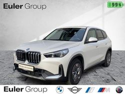 Weiss Gebraucht 2023 BMW iX1 Performance SUV | 35.988 € (Fairer Preis)