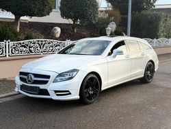 Weiß Gebraucht 2012 Mercedes CLS350 Shooting Brake AMG line Kombi | 8.990 € (Fairer Preis)