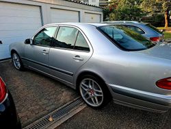 Silber Gebraucht 2000 Mercedes E200 Limousine | 4.000 € (Fairer Preis)