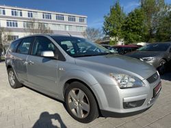 Silber Gebraucht 2007 Ford Focus Style Limousine | 750 € (Superpreis)