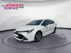 Dynamic grey metallic Neu 2025 Toyota Corolla Kombi | 37.399 €