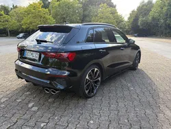 Schwarz Gebraucht 2022 Audi S3 Ambiente Limousine | 39.500 € (Fairer Preis)