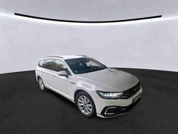Weiß Gebraucht 2021 VW Passat GTE Kombi | 16.990 € (Guter Preis)