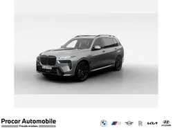M carbonschwarz metallic Neu 2025 BMW X7 M Sport SUV | 107.679 € (Superpreis)