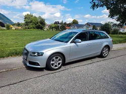 Silber Gebraucht 2010 Audi A4 Attraction Kombi | 3.500 € (Teuer)