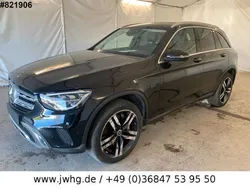 Black metallic Gebraucht 2020 Mercedes GLC300e SUV | 30.940 € (Guter Preis)